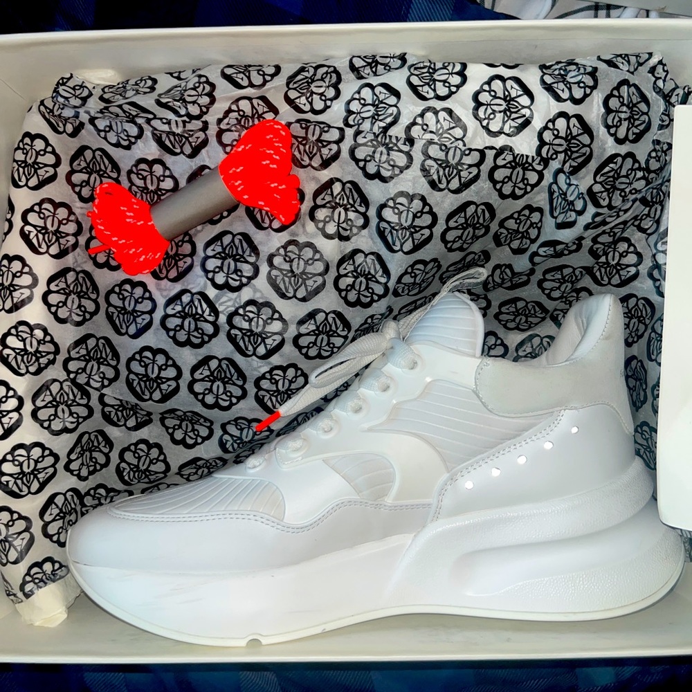 Alexander McQueen “Nappa Joey “
